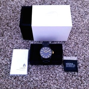 Brand New! Never Worn Nixon Watch!